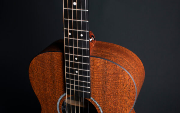 Guitarra Acústica Martin 0-X1E.